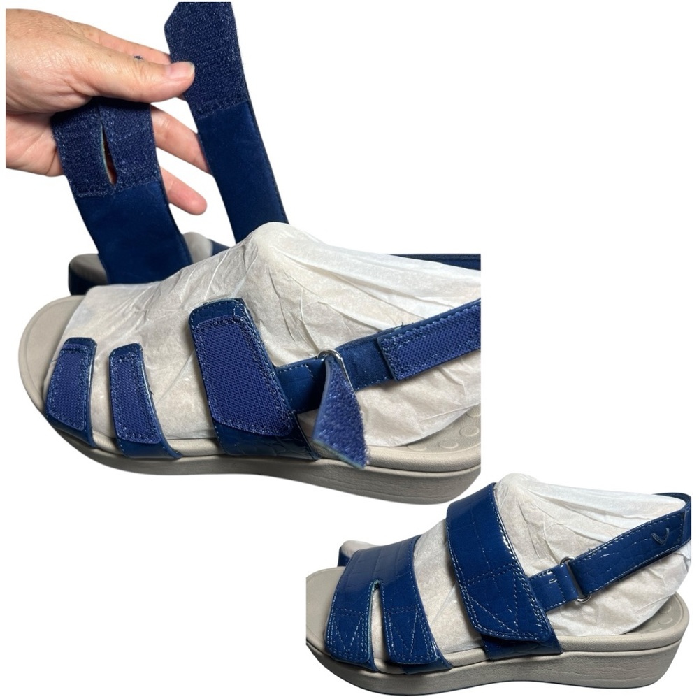 Vionic navy Blue Sandals with Modern Comfort size 7 soft soles NIB adjustable